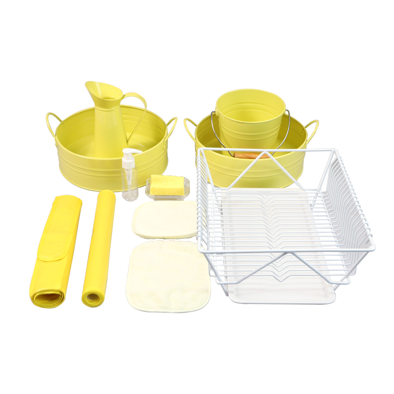 Washing Dishes-CASA-- (Leather Apron) D715-6