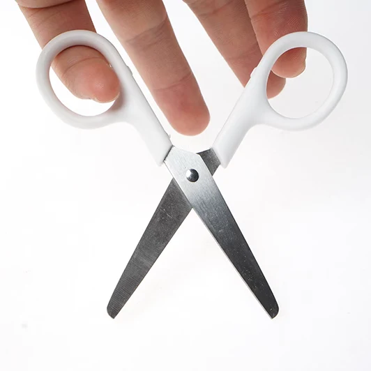 Child-size Stainless Scissors White with Cap F1568